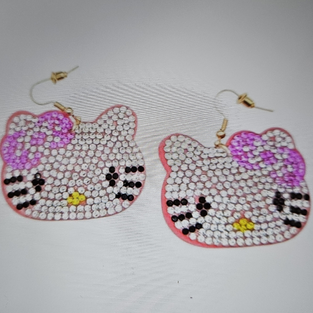 DIVAS LiMiTED Rhinestone Kitty Earrings